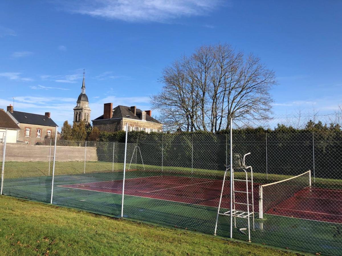 Maison D'Hotes La Doucelle Culture Et Bien-Etre Lignieres-Orgeres Exteriér fotografie