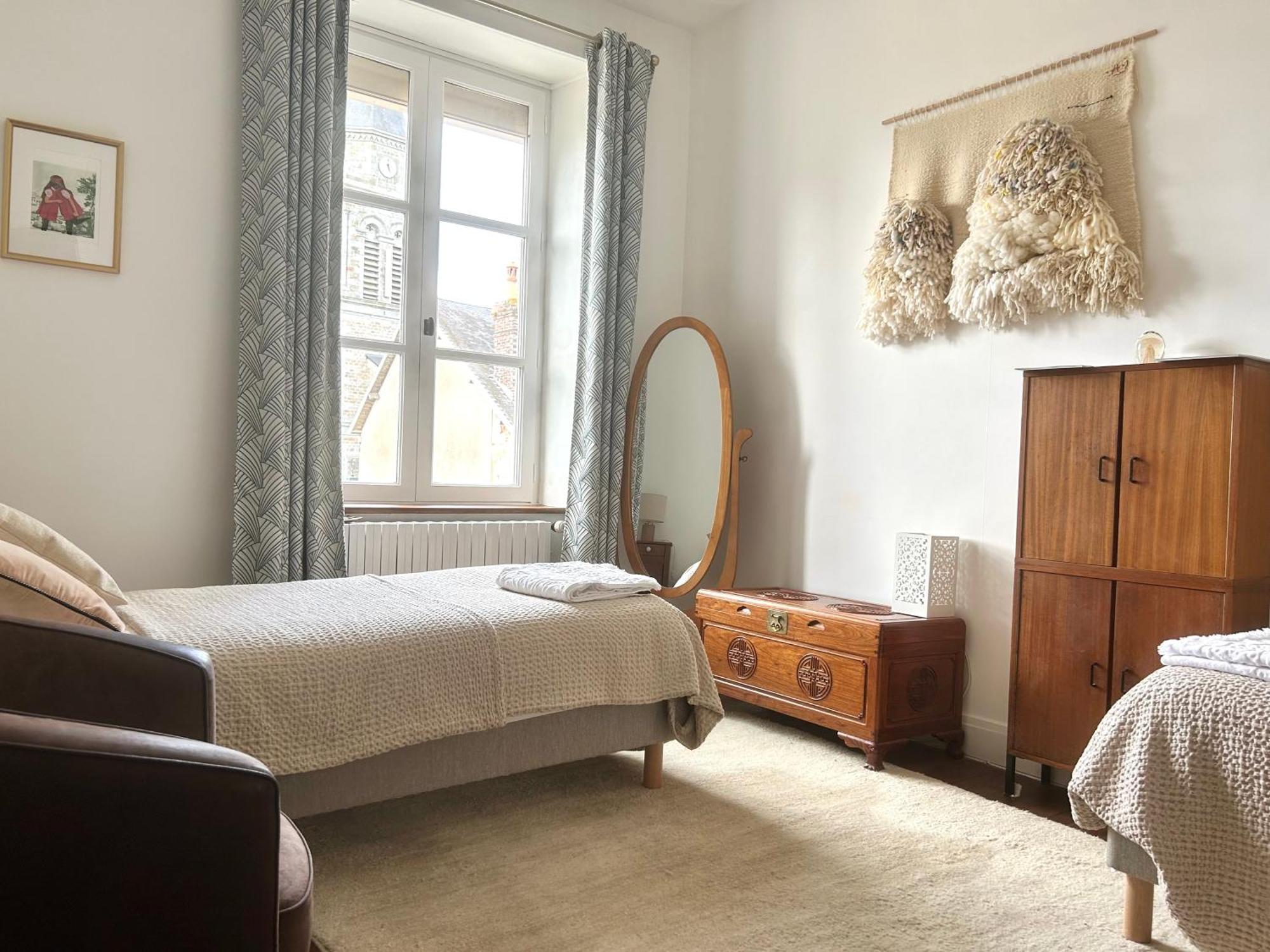 Maison D'Hotes La Doucelle Culture Et Bien-Etre Lignieres-Orgeres Pokoj fotografie